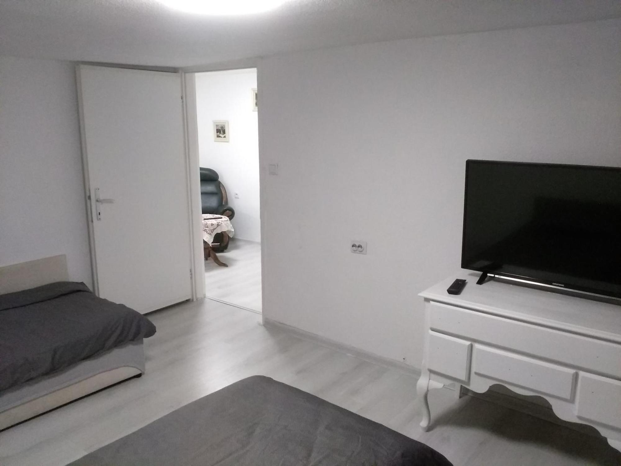 Apartment Modern & Bright In Old Town